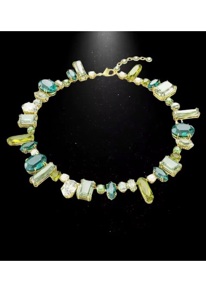 Swa Tarz Yeşil ve Tonları Gema Kolye Rodyum Kaplama