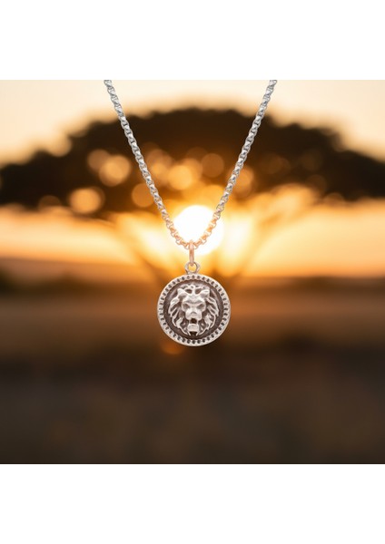 Minimal Aslan Madalyon Gümüş Kaplama Örme Zincir Kolye fırsatları