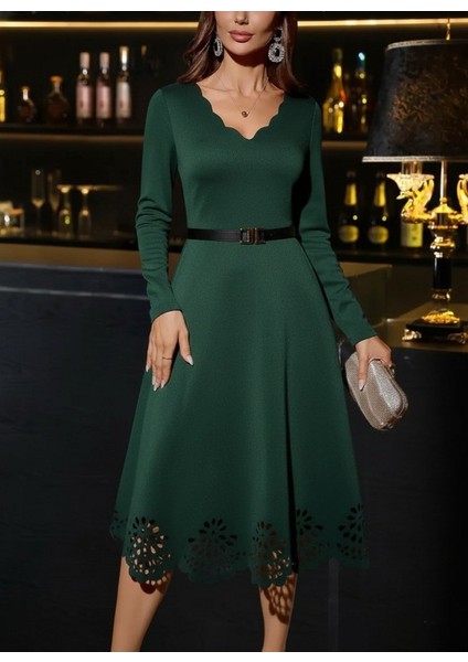 Kadın Uzun Kollu V Yakalı Lazer Kesim Detaylı Midi Ithal Krep Elbise modelleri