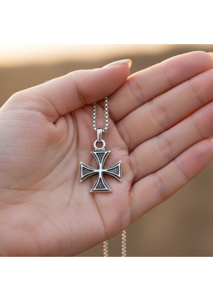 Antik Desenli Haç Gümüş Kaplama Örme Zincir Kolye fırsatları