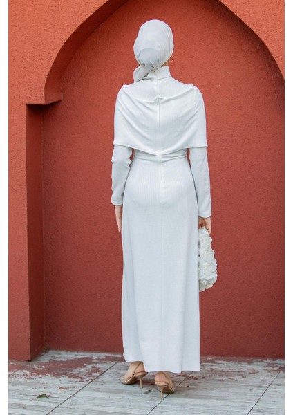 Simge Omuz Detaylı Kaşkorse Elbise-Beyaz indirimleri