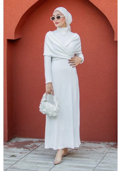 Simge Omuz Detaylı Kaşkorse Elbise-Beyaz