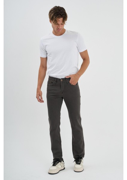 Erkek Regular Fit Rahat Kesim Esnek Likralı Örme Jeans