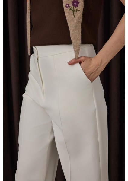 Nervürlü Midi Pantolon Ekru fırsatları