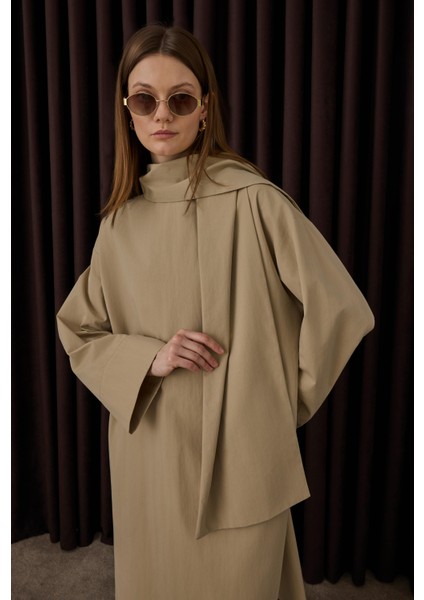 Fular Yaka Gömlek Koyu Bej