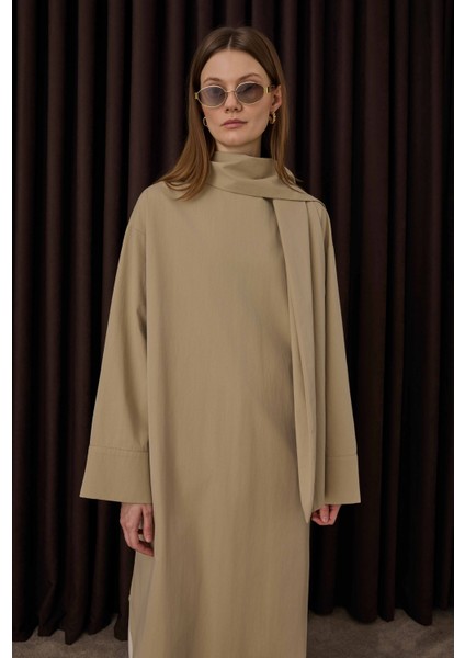 Fular Yaka Gömlek Koyu Bej fırsatları