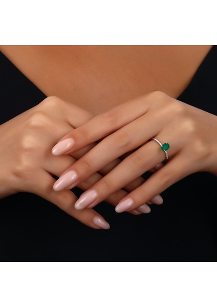 0.07 Karat Zümrüt Taşlı Pırlanta Yüzük modelleri