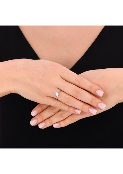 0.30 Karat Pırlanta Tektaş Yüzük