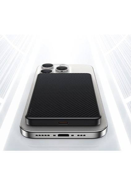 MP17 Armorgo M-Safe Özellikli 600D Aramid Fiber Qi2 Teknolojili Powerbank 15W 10000MAH Siyah
