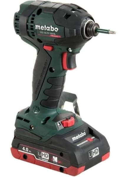 602396840 SSD 18 Ltx 200 Bl Kömürsüz Akülü Vidalama 1/4" (Akü ve Şarj Cihazı Hariç)