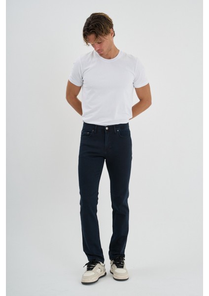 Erkek Regular Fit Rahat Kesim Esnek Likralı Örme Jeans