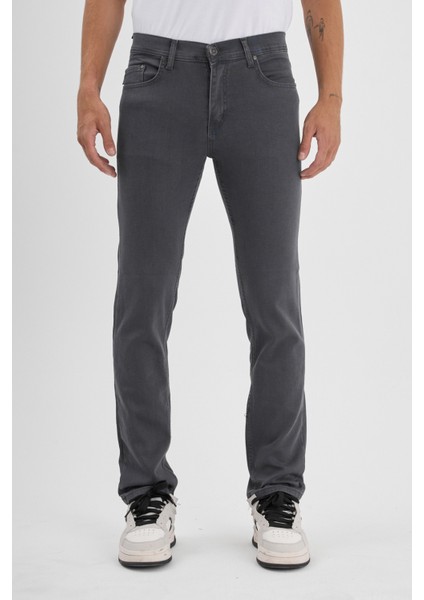 Erkek Regular Fit Rahat Kesim Esnek Likralı Örme Jeans