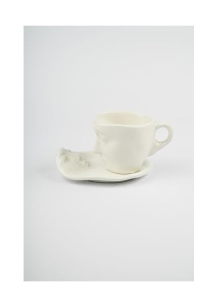 Life 110 ml Yüz Şekilli Seramik Beyaz Türk Kahvesi Fincan Takımı MIT1079