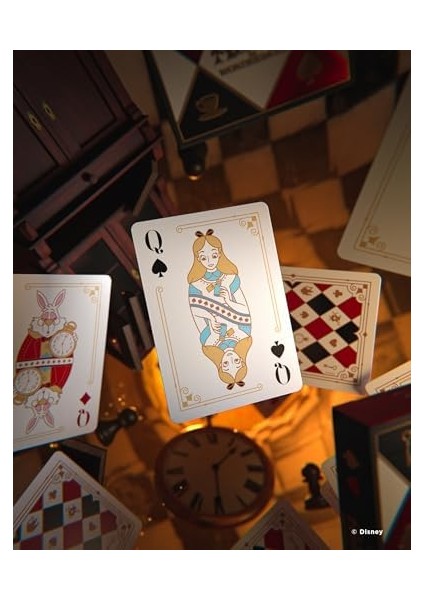 Alice Harikalar Diyarında Ilham Alan Oyun Kartları, 1 Güverte modelleri