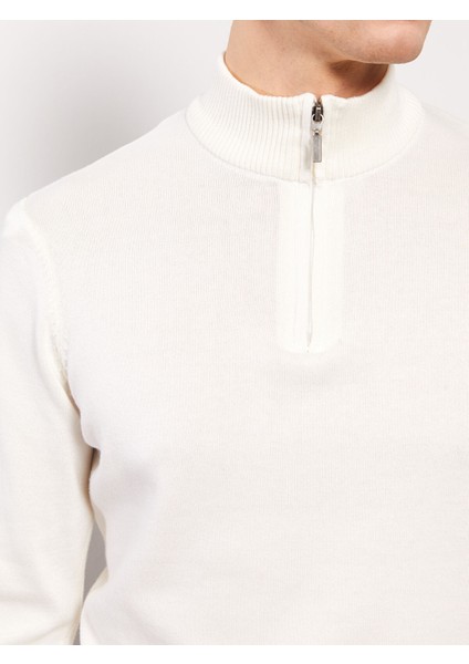 Yeni Sezon Dik Yaka Uzun Kollu Erkek Triko Kazak fırsatları