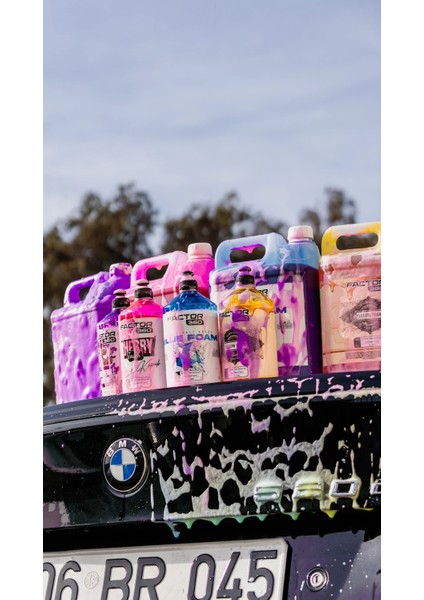 Royal Violet Mor Renkli Oto Yıkama Köpüğü Oto Şampuan 1:15 Konsantre 5 L