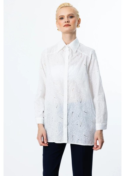 Işlemeli Uzun Kollu Beyaz Kadın Gömlek 52359-2Y5 fiyatları
