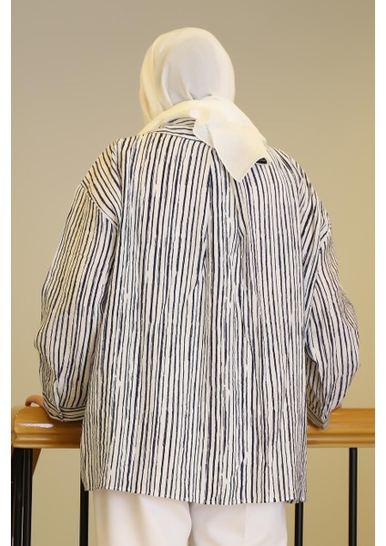 Siyah Beyaz Çizgili Uzun Kollu Kadın Gömlek 7499-2Y5 fırsatları