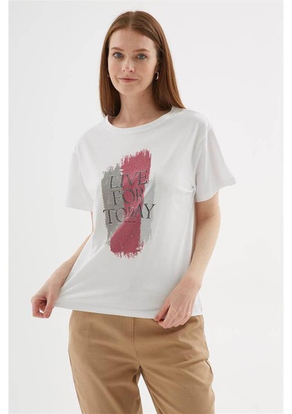 Taşlı Baskılı Beyaz Kadın T-Shirt 0060-2Y5