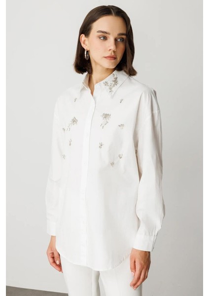 Taş Detaylı Beyaz Kadın Gömlek 50366-2Y5 fiyatları