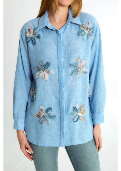 Uzun Kollu Çiçekli Mavi Kadıngömlek M38044-2Y5