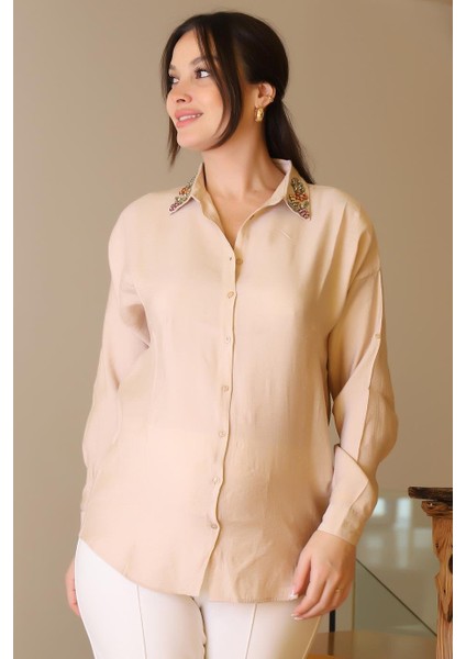 Yakası Boncuk Işlemeli Bej Kadın Gömlek 3210-2Y5 fiyatları