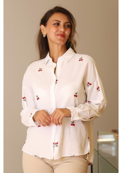 Kiraz Desenli Uzun Kollu Beyaz Kadın Gömlek 4445-2Y4
