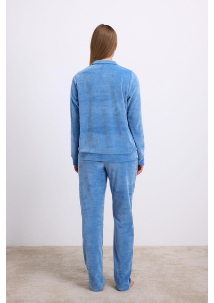 Uzun Kollu Fermuarlı Kadife Sweatshirt ve Pantolon Pijama Takımı modelleri
