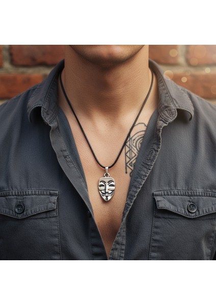 Direniş V For Vendetta Gümüş Kaplama Deri İp Kolye fiyatları
