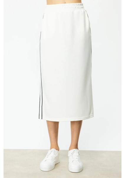 Şerit Detaylı Midi Boy Ekru Kadın Etek 56341-2Y5 modelleri