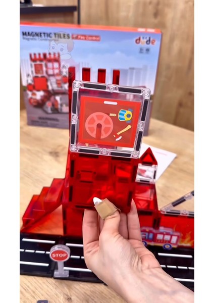 Manyetik LEGO Seti 48 Parça – Itfaiye Istasyonu Temalı Magnetic Tiles – 3+ Yaş Eğitici Oyuncak modelleri