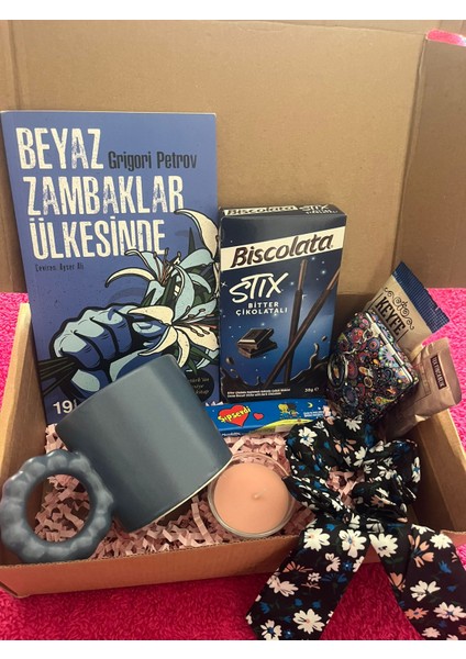 Yeni Yıl Hediye Kutusu, Beyaz Zambaklar Ülkesinde Hediye Kutusu,kupalı Kahve Kutusu