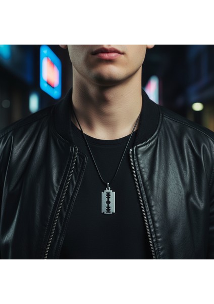 Punk - Jilet Gümüş Kaplama Deri İp Kolye fırsatları