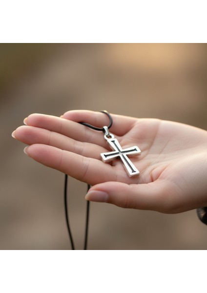 Haç Gümüş Kaplama Deri İp Kolye indirimleri