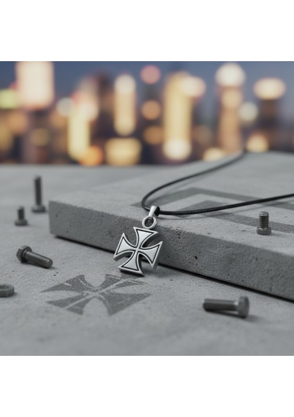 Antik Haç Gümüş Kaplama Deri İp Kolye fırsatları