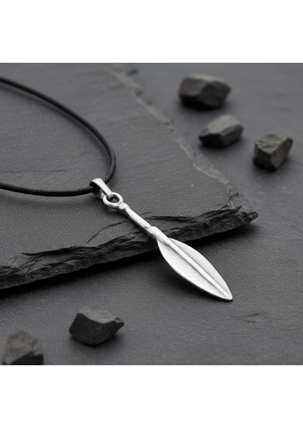 Mızrak Ucu Gümüş Kaplama Deri Ip Kolye modelleri