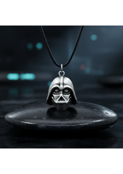 Star Wars - Darth Vader Gümüş Kaplama Deri Ip Kolye fırsatları