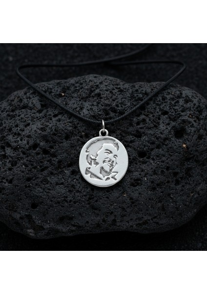 Che Guevara Madalyon Gümüş Kaplama Deri Ip Kolye
