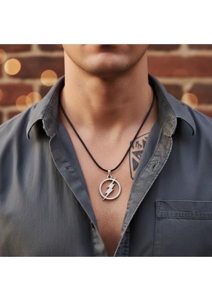 Şimşek - The Flash Gümüş Kaplama Deri İp Kolye