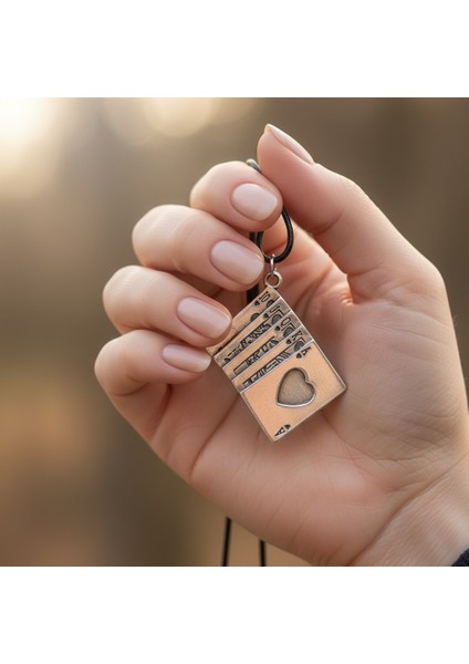 Poker- İskambil Gümüş Kaplama Deri İp Kolye fırsatları