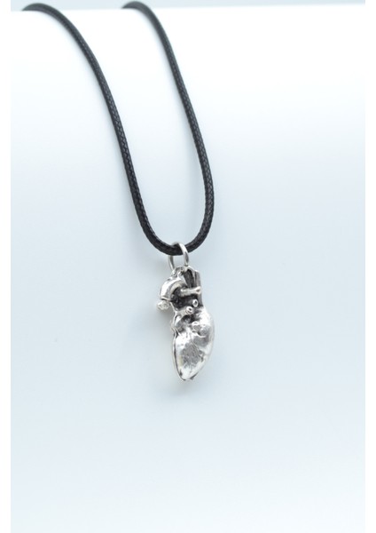 Kalp Gümüş Kaplama Deri İp Kolye
