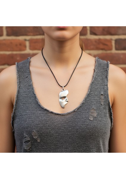 the phantom of the opera - maske gümüş kaplama deri ıp kolye modelleri