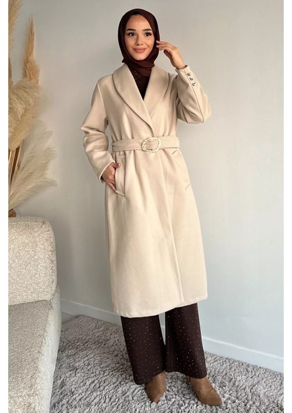 Bel Kuşaklı Gold Toka Detaylı Tesettür Kaşe Kaban P-00019460