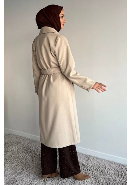 Bel Kuşaklı Gold Toka Detaylı Tesettür Kaşe Kaban P-00019460 indirimleri