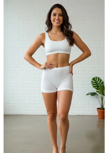 Rahat, Şık ve Nefes Alabilir Kadın Boxer