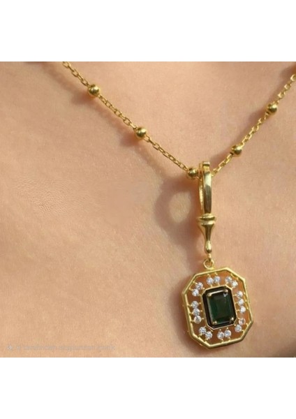 Serenay 2.sezon Çelik Zümrüt Yeşili Taşlı Kolye fırsatları