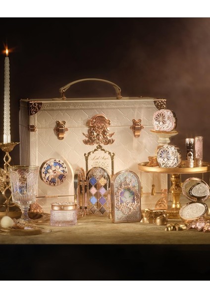 Little Angel Lüks 39 Parça Tam Makyaj Hediye Seti modelleri