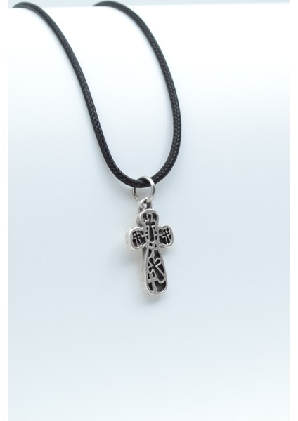 Haç Desenli Haç Gümüş Kaplama Deri Ip Kolye