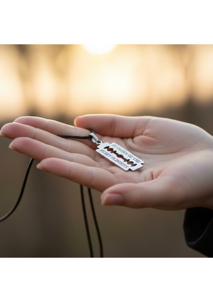 Peaky Blınders Jilet Gümüş Kaplama Deri İp Kolye fırsatları