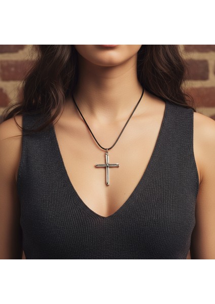 Çivili Haç Gümüş Kaplama Deri Ip Kolye fiyatları